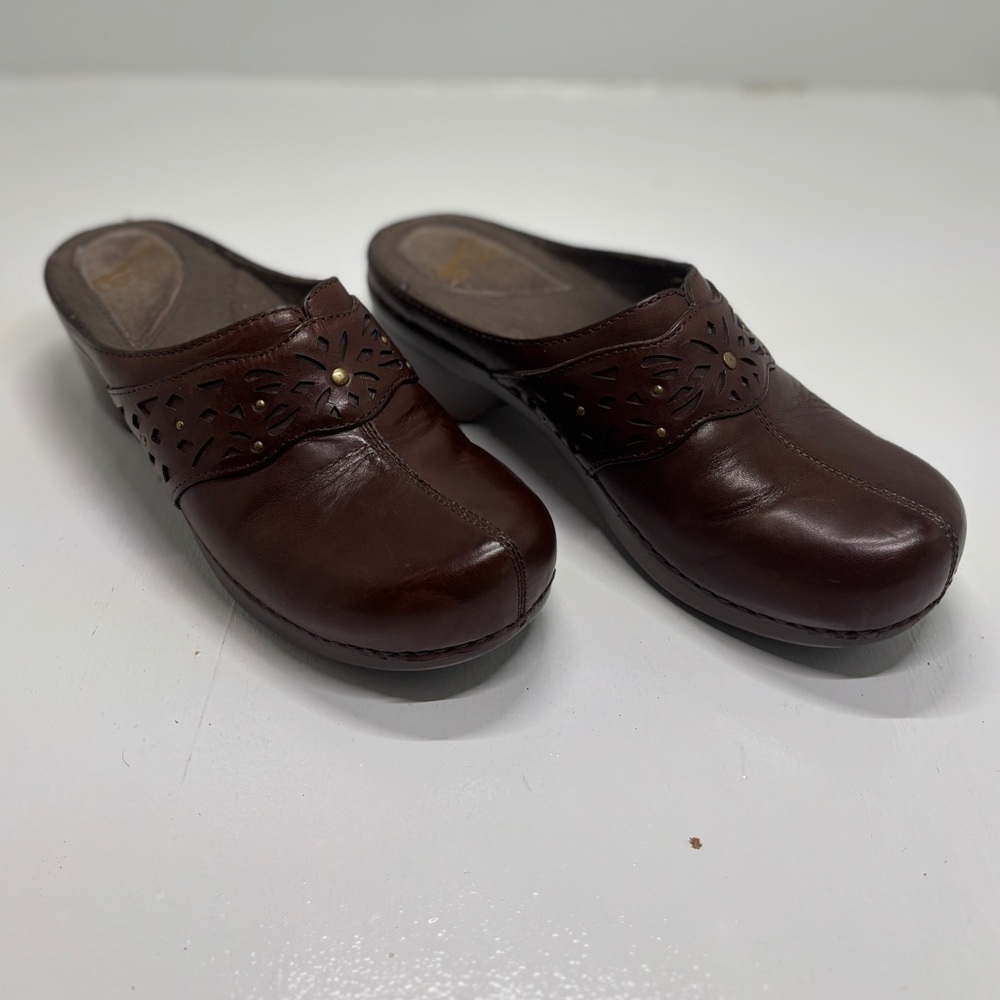 Dansko Tooled Leather Clogs Women's 38 US 7.5 8 Brown Walnut Cutout Mule Comfort - Picture 6 of 14